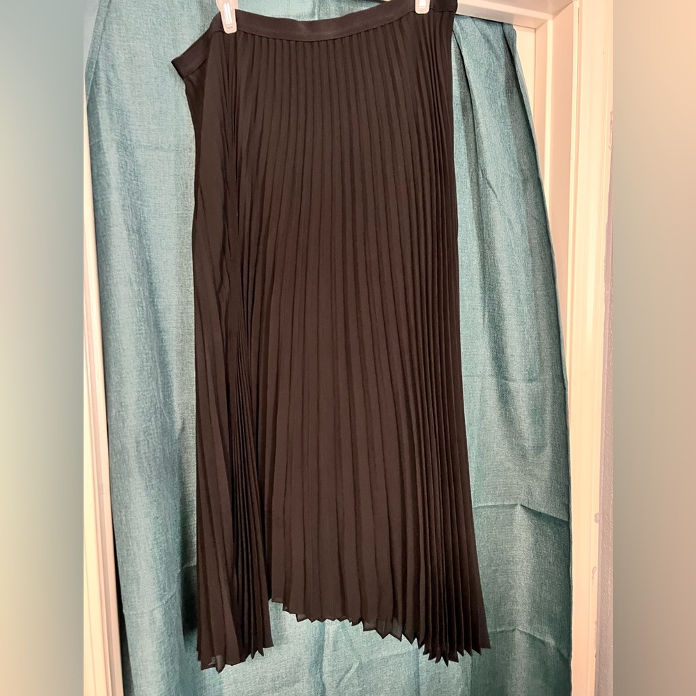 JJill Black long skirt